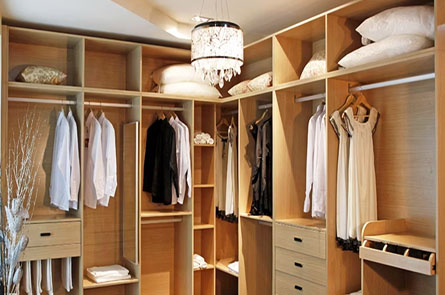 bedroom closets storage